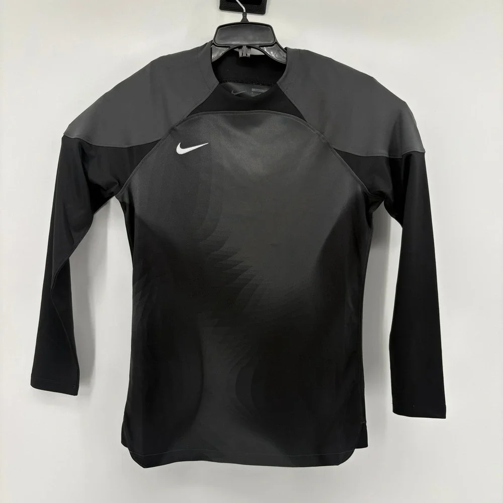 Nike Mens Dri-FIT Soccer Training Top Black Grey DH7977-060 Slim Fit Small NEW